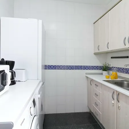 Spacious Centre In *